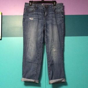 Boyfriend denim jean capris